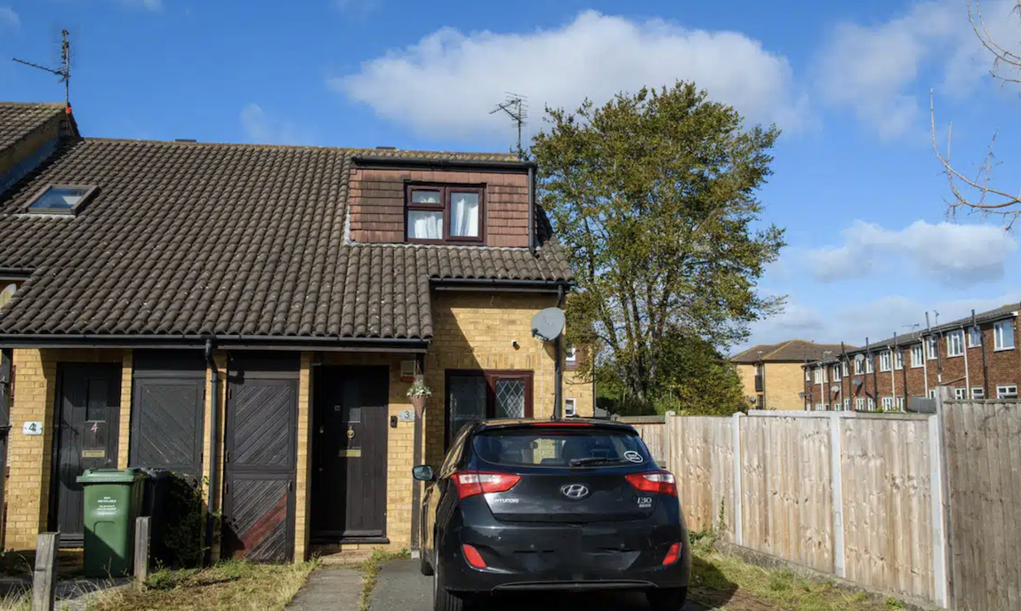 House on Seymour Walk in Swanscombe